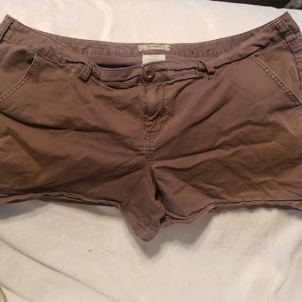 Jalate size 20 Brown shorts